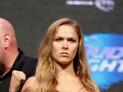 la reina de la ufc expone su titulo ante otra invicta en una pelea que promete la reina de la ufc expone su titulo ante otra invicta en una pelea que promete
