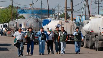 La protesta se extendió a las refinerías La protesta se extendió a las refinerías