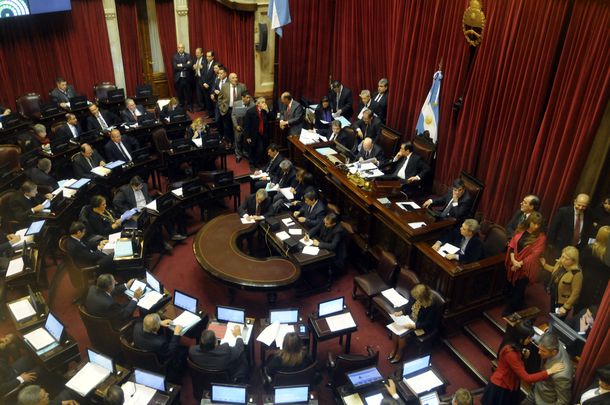 Buscan garantizar los derechos de usuarios y consumidores