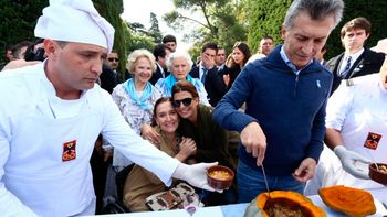 macri encabezo un almuerzo por el 25 de mayo en la quinta de olivos macri encabezo un almuerzo por el 25 de mayo en la quinta de olivos