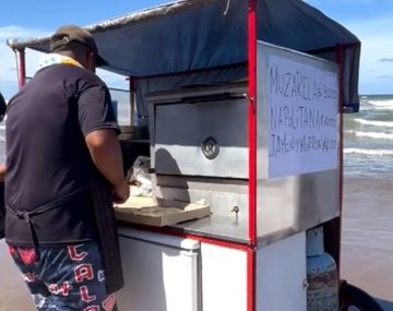Santa Teresita: la pizzería ambulante en la playa que se volvió viral