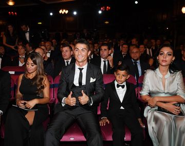 Cristiano Ronaldo volvió a ganarle a Messi y se quedó el premio The Best de la FIFA