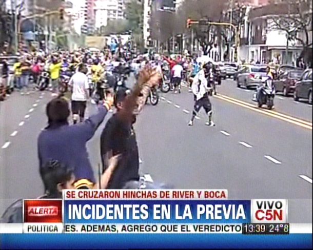 Incidentes entre hinchas de River y Boca