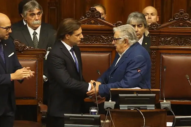 José Mujica aceptó la invitación del actual presidente uruguayo