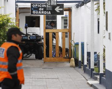 Indagarán a los policías acusados de balear a un joven