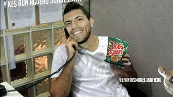 hinchas de racing se burlan de la caida del rojo hinchas de racing se burlan de la caida del rojo