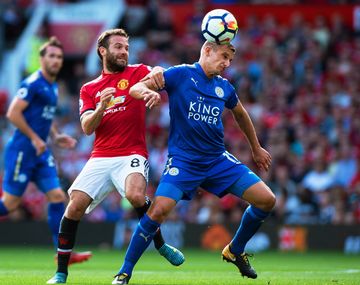 Dos figuras mundiales del fútbol donarán el 1% de su sueldo