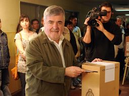 el chubutense das neves tambien se acerca a massa el chubutense das neves tambien se acerca a massa