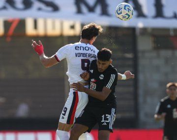 Torneo Apertura: Deportivo Riestra y San Lorenzo igualaron sin goles