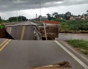 Córdoba: ahora el temporal partió un puente