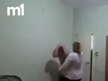 Asustó a la madre, ella le pegó y se viralizó