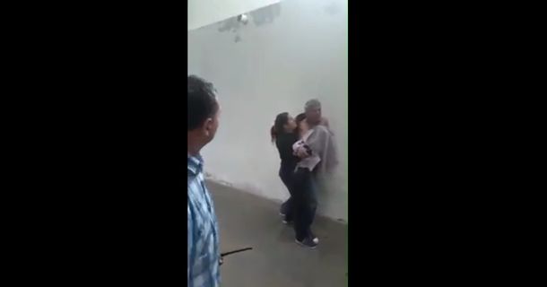 Una de las violentas escenas que testigos presenciaron en San Juan