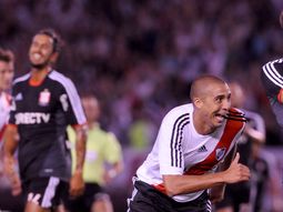 river le gano con lo justo al pincha y pico en punta river le gano con lo justo al pincha y pico en punta