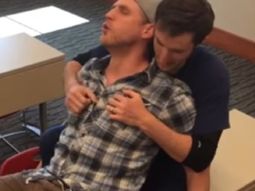 Se sometió a un simulacro de parto Se sometió a un simulacro de parto