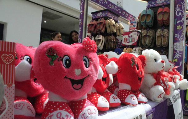 San Valentín, en cifras: Más de 1 millón de personas festejaron y las ventas subieron 1,3%