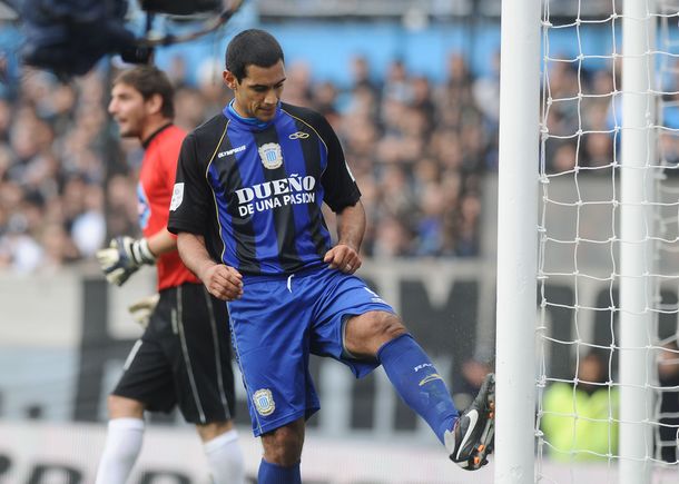 José Sand erró dos penales y Racing no pudo con Rafaela