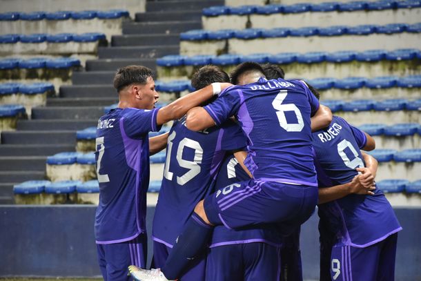 Argentina Goleó 3-0 A Perú Y Es Líder De Su Grupo