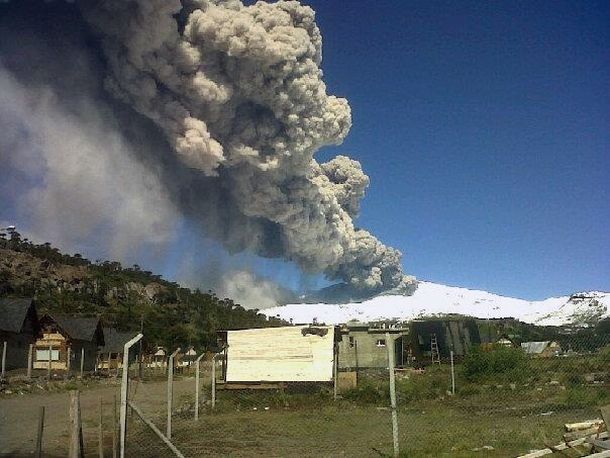 Alerta roja en Chile por amenaza de erupción del volcán Copahue