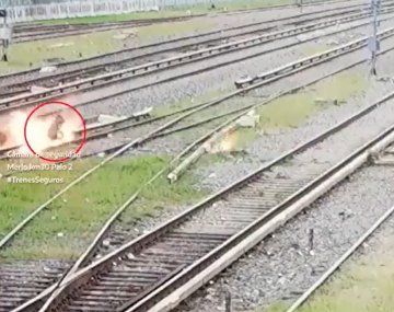 Intentó robar cables y provocó una explosión en el Tren Sarmiento