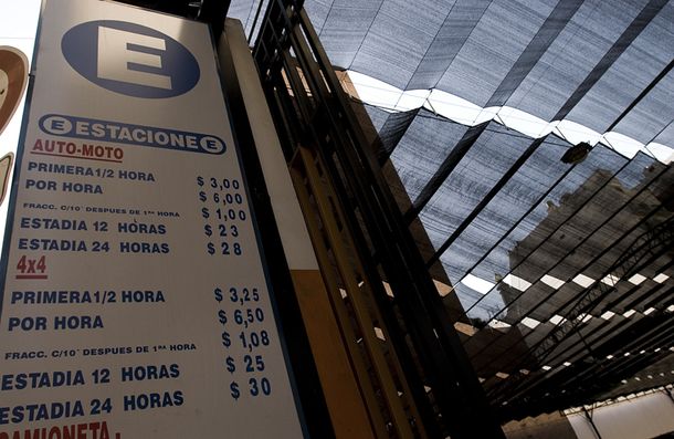 ESTACIONAMIENTOS PRECIOS - SARMIENTO 865