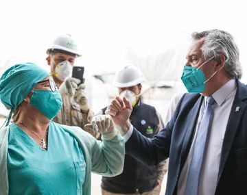 El saludo de Alberto por el Día de la Sanidad: Gracias por tanta dedicación y compromiso