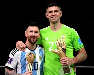 Messi y Dibu Martínez fueron nominados para el equipo ideal de FIFPRO