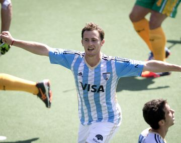 Los Leones golearon y llegaron por primera vez en la historia a semifinales