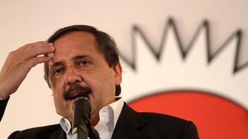 ricardo alfonsin lanza su candidatura para renovar su banca ricardo alfonsin lanza su candidatura para renovar su banca