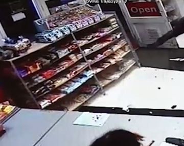 Un ladrón se llevó una sorpresa al entrar a robar a una tienda