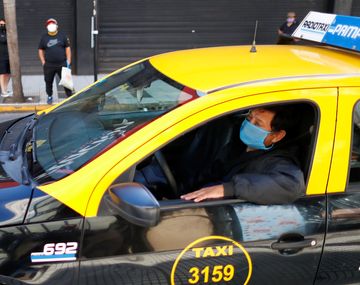 Ciudad: desde hoy sube un 30% la tarifa de taxis