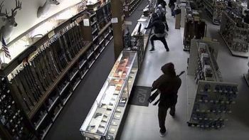 golpe comando: robaron decenas de armas en texas golpe comando: robaron decenas de armas en texas