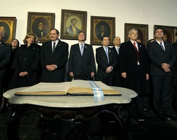 El colonialismo subsiste bajo formas económicas