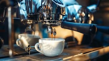 sorpresa en miami por el cierre de una emblematica cafeteria: de cual se trata sorpresa en miami por el cierre de una emblematica cafeteria: de cual se trata