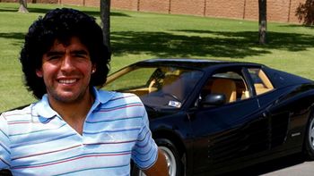 la ferrari negra de maradona llego a argentina: como y donde verla la ferrari negra de maradona llego a argentina: como y donde verla