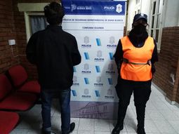 Bahía Blanca: roció con alcohol a su padre y amenazó con prenderlo fuego