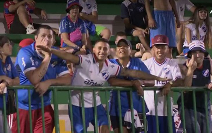 La polémica burla de los hinchas de Nacional a Chapecoense