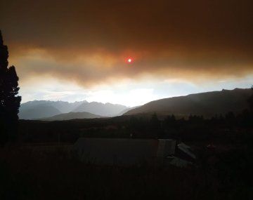 Incendio en Bariloche: el fuego consumió 1.800 hectáreas del Nahuel Huapi