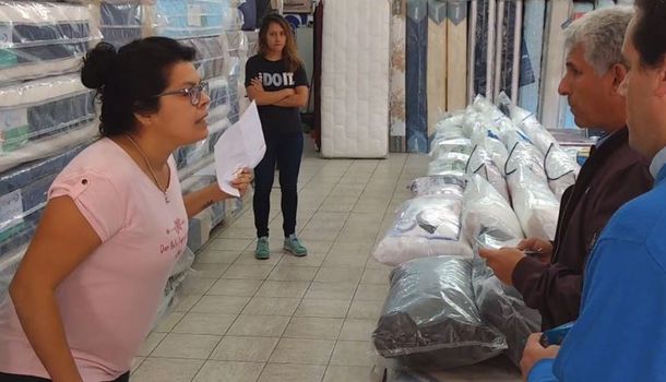 Habló la mujer que increpó a Claudio Poggi en San Luis: No estuvo armado