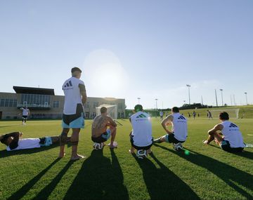 Así fue el primer entrenamiento de la Selección Argentina con la mente puesta en Inglaterra