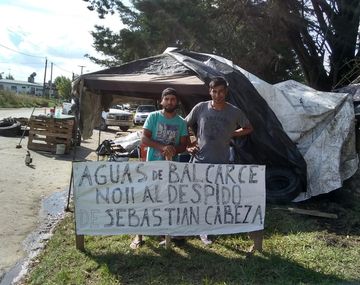 Lo echaron porque se negó a cortarle el agua a un hogar de ancianos y tomaron la planta para que lo reincorporen