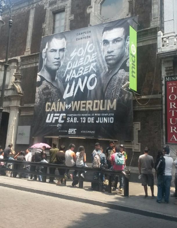 UFC: México ya vive la esperada noche que proclamará al rey de los Pesados