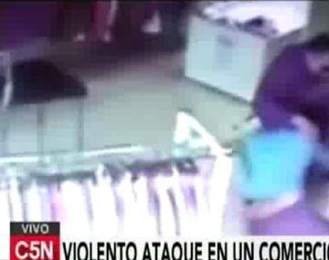 VIDEO: Un hombre intentó abusar de una empleada en un comercio de Olivos