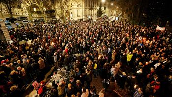 mas de 700 mil personas marcharon en repudio a los atentados en paris mas de 700 mil personas marcharon en repudio a los atentados en paris