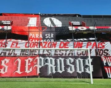La reacción de la hinchada de Newells tras la amenaza a Messi