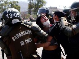 Denuncian más de 5.000 casos de violaciones a los derechos humanos en Chile