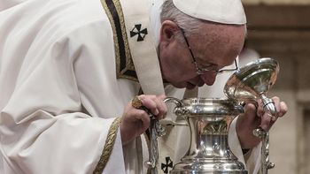 el papa volvio a apuntar contra el consumismo en jueves santo el papa volvio a apuntar contra el consumismo en jueves santo