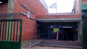 Docentes amenazan con no iniciar las clases en todo el país Docentes amenazan con no iniciar las clases en todo el país