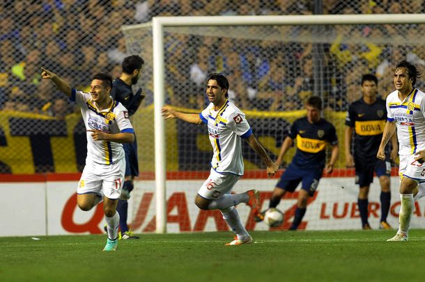 El informativo de Radio 10, duro tras la derrota: Boca perdió contra casi nadie