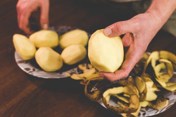 Sabías qué usos le podés dar a la cáscara de las papas