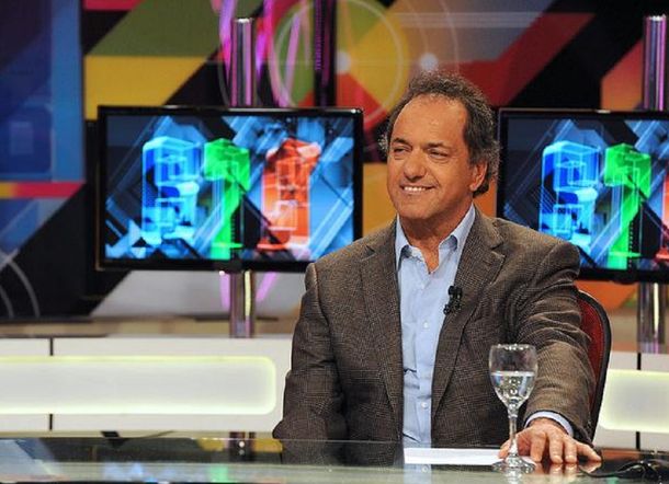 #Elección2015 SCIOLI: Clarín tiene que adecuarse a la Ley de Medios